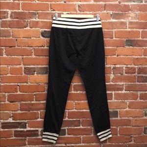 Athleta joggers black and white